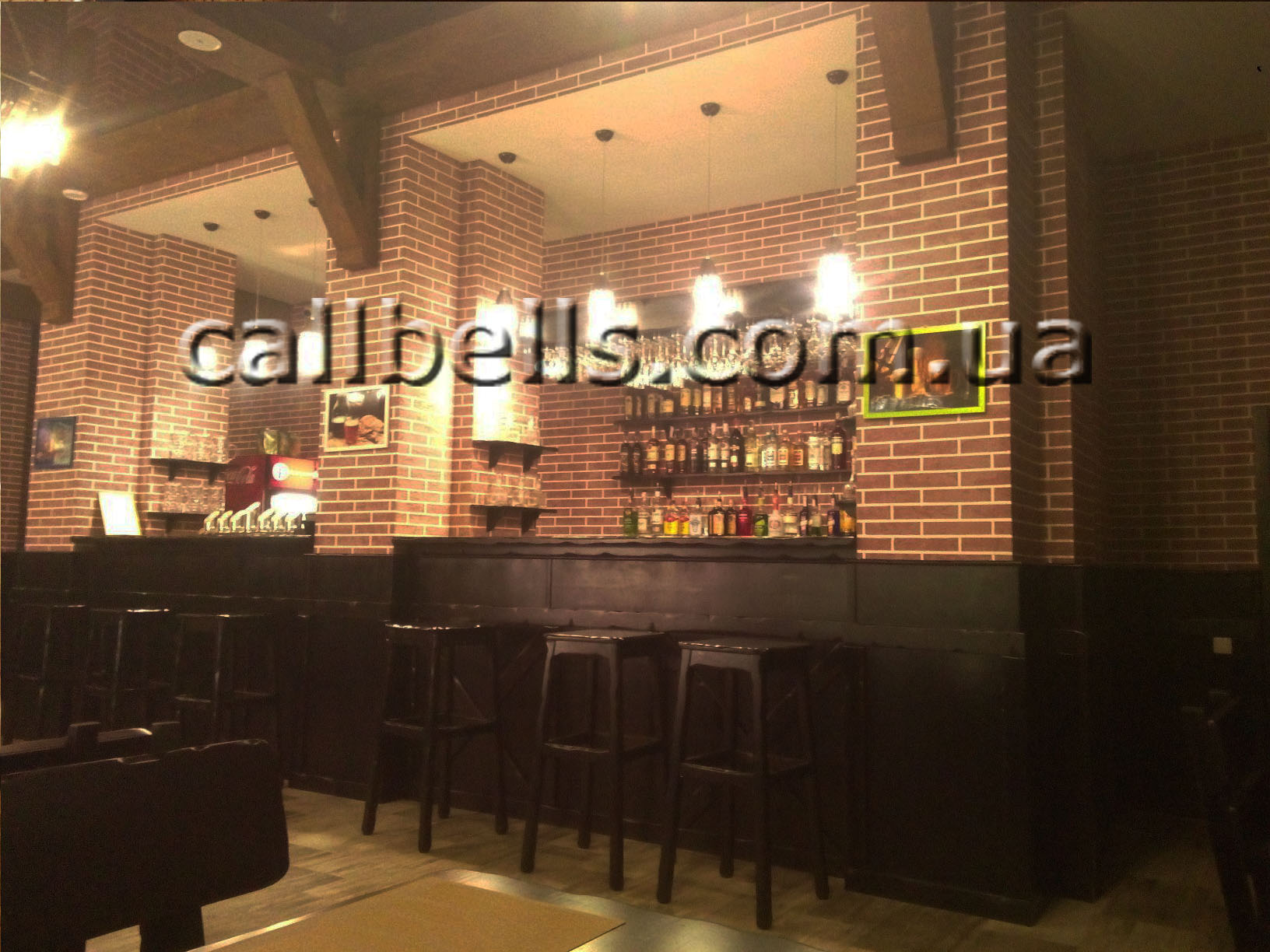 паб "Золотая канистра" установила систему вызова